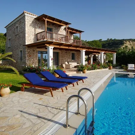 Kleismata Sleeps 6