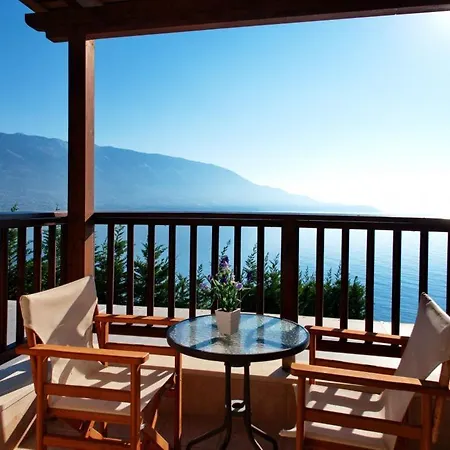 Kleismata Sleeps 6 * Klismata
