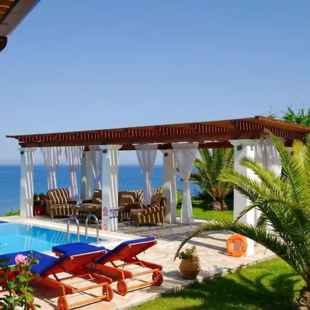 Kleismata Sleeps 6