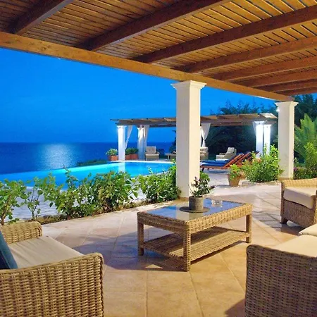 Villa Kleismata Sleeps 6 Klismata