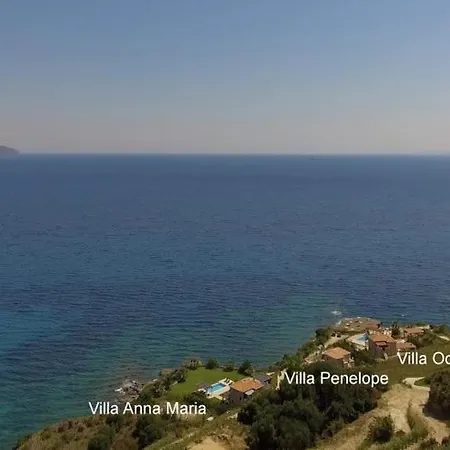 Kleismata Sleeps 6 *